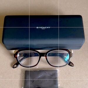 Givenchy Brown Eyeglasses with Black Case /Like New